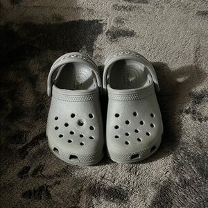 CROCS Kids Gray crocs Toddler 7